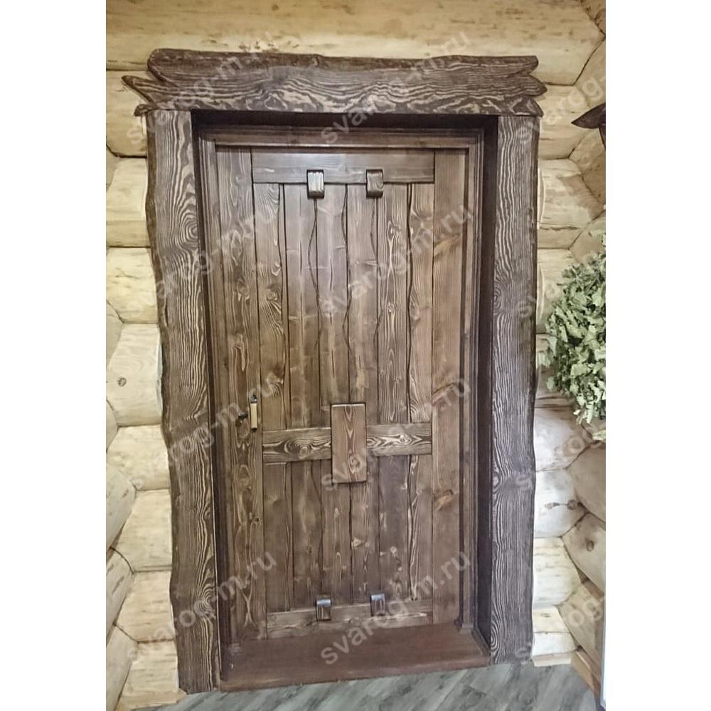 Двери из массива под старину, особенности массивных дверей