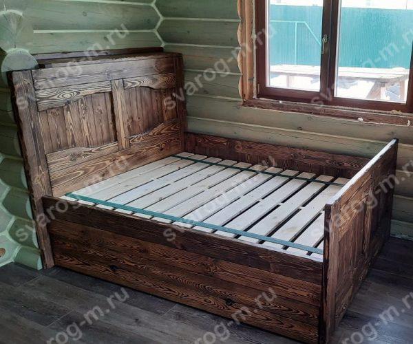 Кровать под старину из дерева для дома, дачи, бани, сауны - Сварог Мебель № 019-2