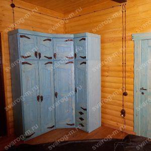 Шкаф под старину из дерева для дома, дачи, бани, сауны- Сварог Мебель № 001