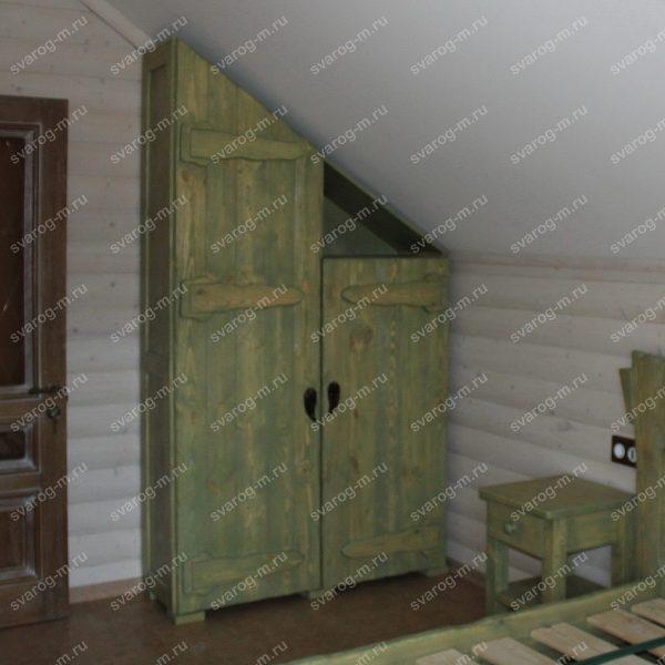 Шкаф под старину из дерева для дома, дачи, бани, сауны- Сварог Мебель № 014